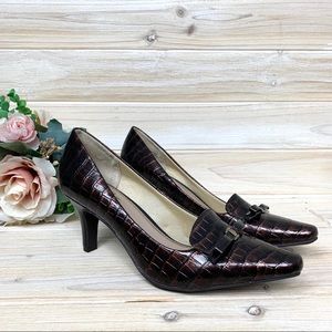 Life Stride Kashmir Brown Crocodile Heels Pumps